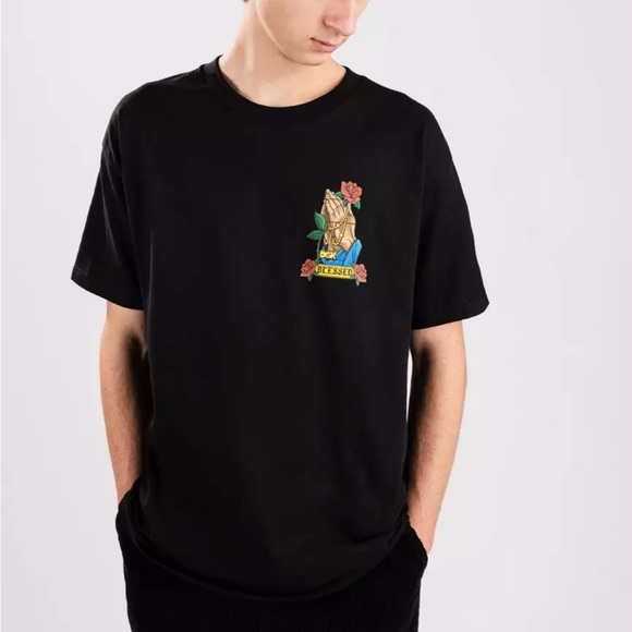 DGK ILLUMINATE T-SHIRT in RED - Picture 2 of 6